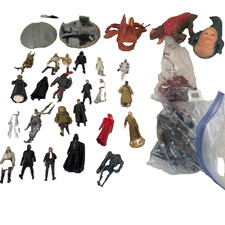 Large Job Lot of Assorted Star Wars Figures.