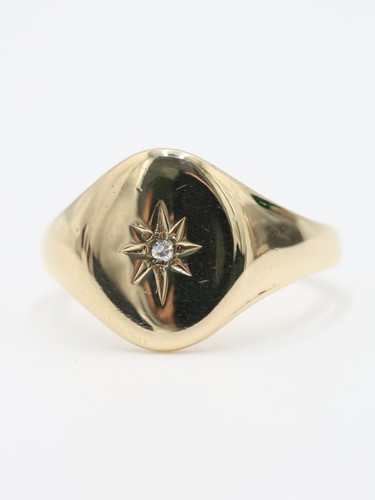 Vintage 9ct yellow gold oval - 9ct,