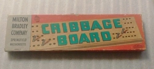 Antique cribbage board game - cribbage,