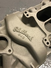 Edelbrock C4b Chevy V8 Intake