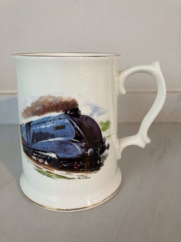 Mallard train bone china - train.,