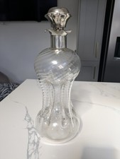 Chester 1905 silver - top, glug