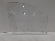 2017 MERCEDES BENZ VITO O/S Drivers Right Front Door Window Glass