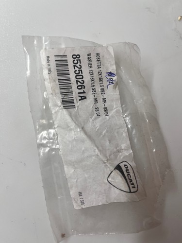 New genuine ducati supersport - new,