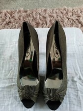 Preowened Ladies Glitter Shoes Slip On Low Heel Evening Party Courts Size 6