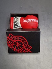 New Supreme Boxing Glove