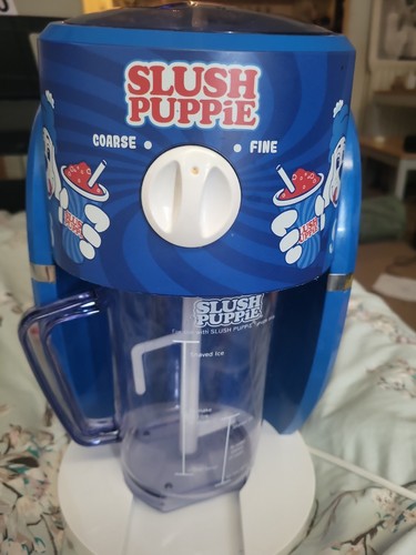 Slush puppie machine frozen - slush,