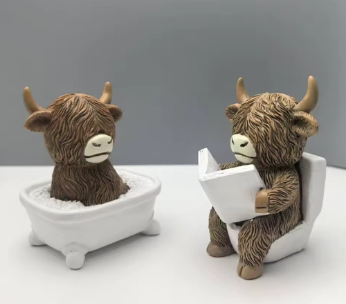 Figurine ornament resin - ornament,