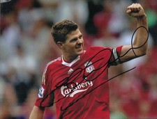 STEVEN GERRARD - LIVERPOOL  -SUPERB  HAND SIGNED 8x6 PHOTO