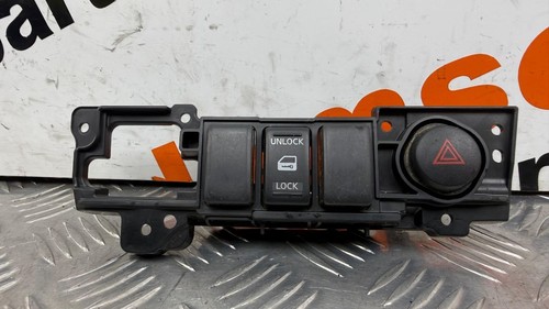 Nissan nv200 hazard switch - 1.5,