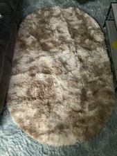 washable beige tie dye oval faux fur rug 7ft x 4ft approx