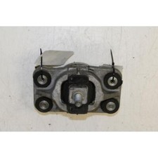 ENGINE MOUNTING BRACKET FOR