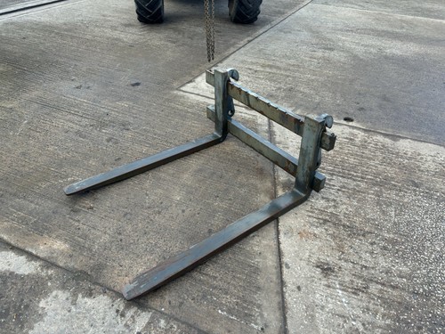 Kramer pallet forks - pallet,