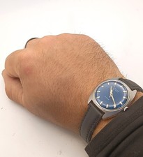 Vintage AVIA Swiss Velvet Blue