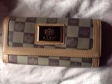 LYDC london purse with many card pockets,change purse and space for notes