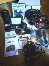 Canon 7D DSLR camera kit with