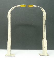 VINTAGE DIE-CAST METAL STREET