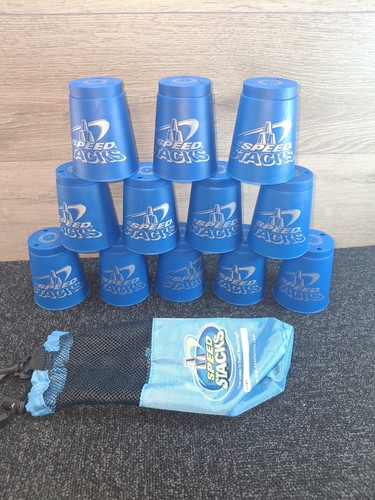 Set speed stacking cups - of,