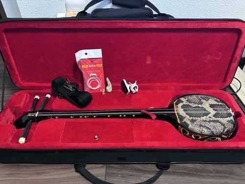 Sanshin okinawa shamisen semi - okinawa,