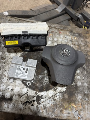 Vauxhall corsa 14 airbag - 06-14,