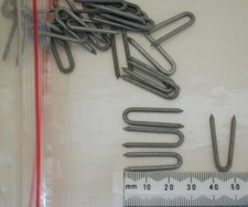 1kg Galvanised U Nails Netting Staples Fencing Post Chicken Wire Mesh