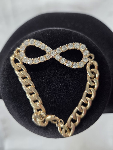 Gold tone curb chain - tone,