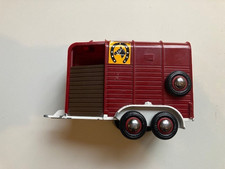 BEAUFORT DOUBLE HORSE BOX