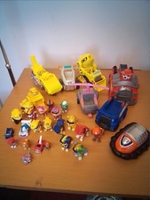 Paw Patrol Vehicle And Figure
