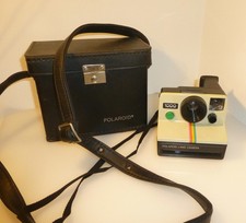 CLASSIC 1970s Polaroid 1000 Camera SX-70 Instant Colour Pictures Green Button