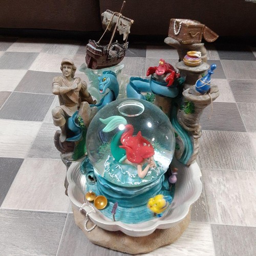 The little mermaid - mermaid, globe