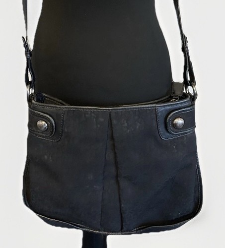 Dkny black canvas logo - black,