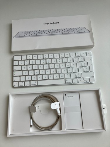 Apple magic keyboard - magic,