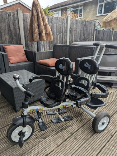 Double tricycle tandem - tricycle, trike