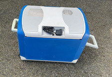 Halfords 40 Litre Mains and