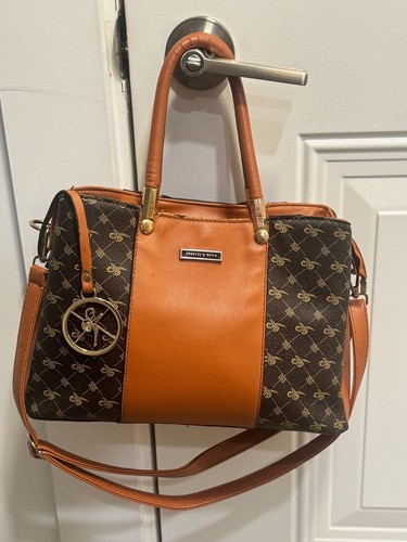 Charles keith monogram - &,
