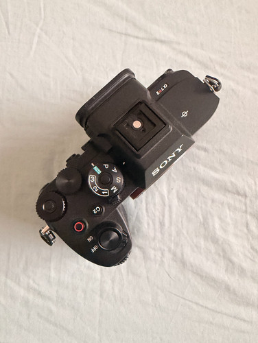 Sony a7r 61mp full - sony, full-frame