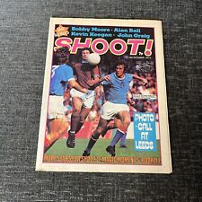 Shoot Magazine - 6 Oct 1973 - Derby County Tommy Booth Ruud Krol Derek Dougan
