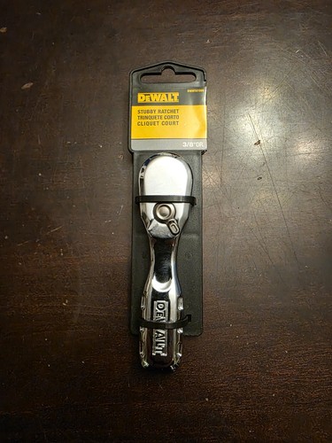 Dewalt stubby ratchet 4 - stubby,