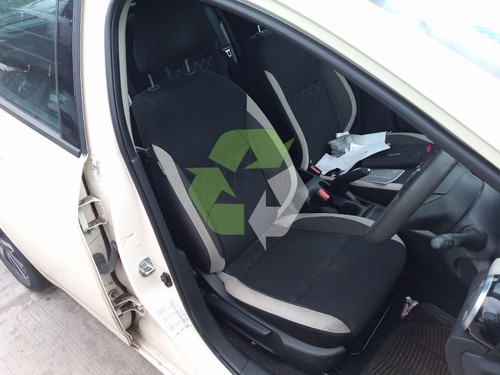Nissan micra acenta mk5 - nissan,