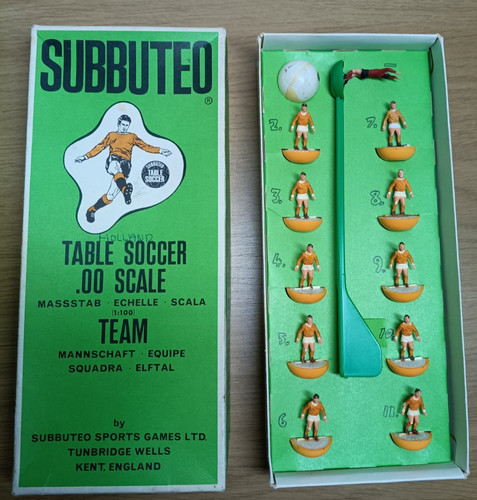 Subbuteo team ref 13 - hw,