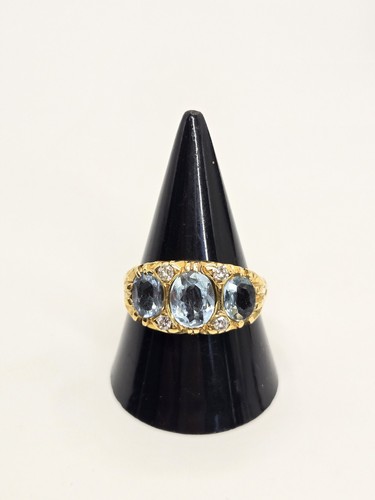 18ct gold aquamarine diamond - aquamarine,