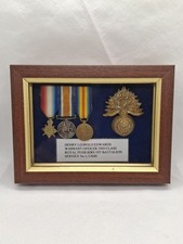 Framed ww1 military medal set - framed,