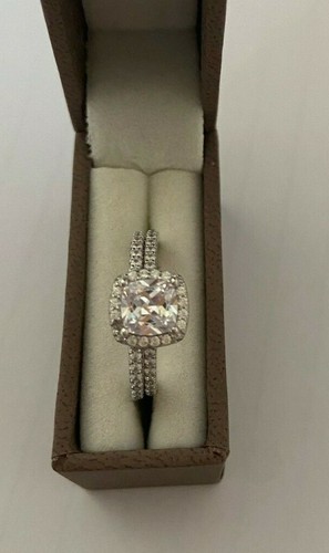 Diamonique 3ct halo - diamonique, tw