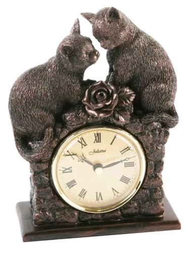 Juliana cats bronze - juliana,