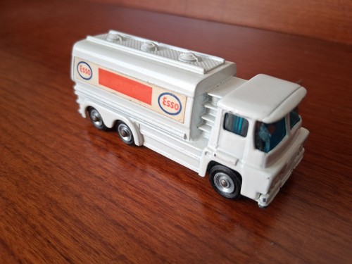 Corgi juniors esso - juniors,