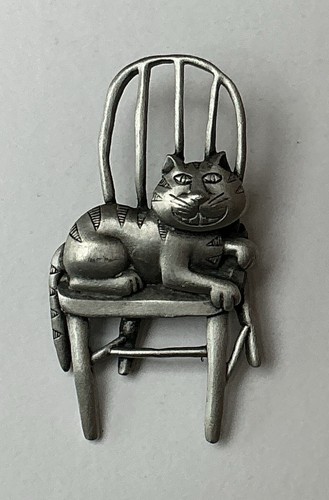 Vintage pewter brooch - pewter,