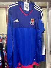 mens football shirt genuine Wales Cymru Medium Kitroom