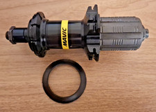 Mavic Aksium MY2016 rear QR