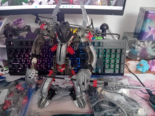 Bionicle sets 8593 8596 - bionicle, (no