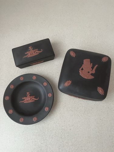 Black egyptian wedgewood - black,